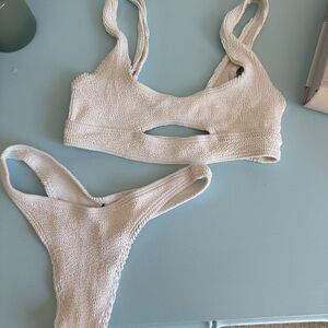 Bond eye white bikini